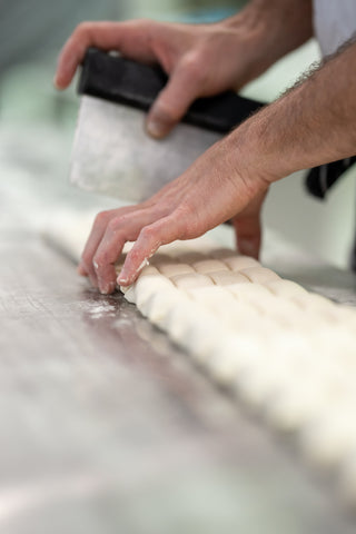 COBURG KITCHEN JAMES