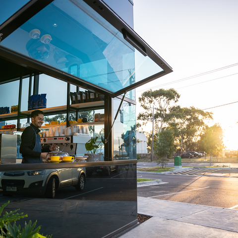 Coburg Pie & Coffee Shop Monday to Friday 7am to 3pm Saturday 8am to 3pm Sunday 8am to 2pm 113 Newlands Road, Coburg North 03 9945 8418